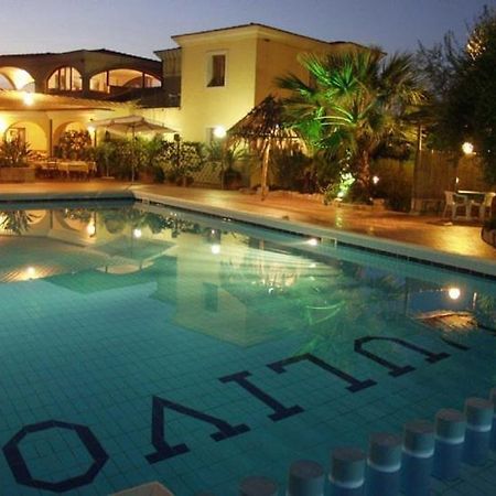 Hotel L'Ulivo Джиразоле Екстер'єр фото